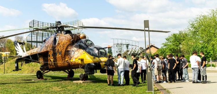 Honvédelem foglalkozás a RepTárban