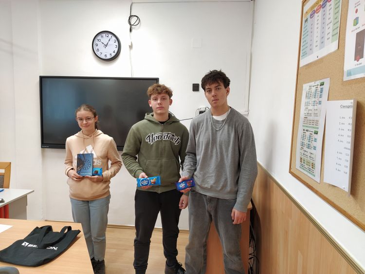 Iskolai vetélkedő Szolnok város 950. évfordulója alkalmából