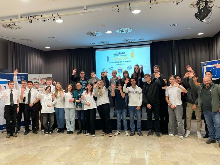 Kedvenc Városom Szolnok helytörténeti vetélkedő