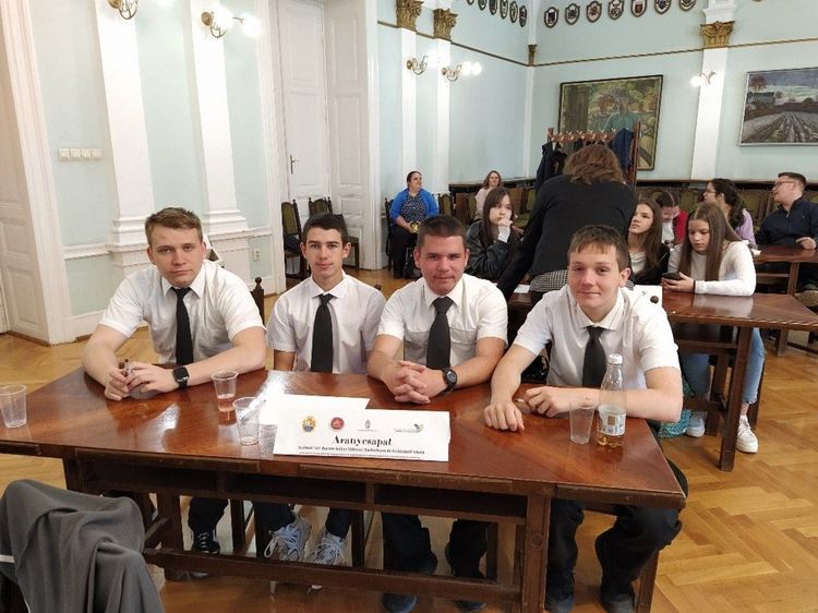 Az ezüst is nagyon szépen csillog - Hungarikum vetélkedőn állt helyt az „Aranycsapat”