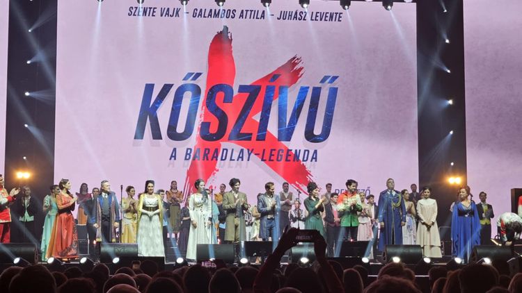 Baross-"csajos" programként: varázslatos élmény !