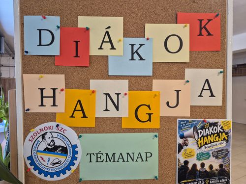 Diákok Hangja...